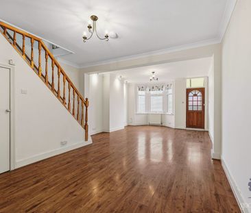 London Road, Morden, SM4 - Photo 4