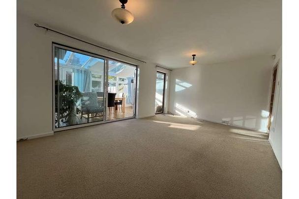 Berrow Drive, Edgbaston, Birmingham, B15 - Photo 1