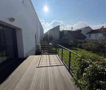 Location maison 7 pièces, 190.00m², Fontenay-sous-Bois - Photo 5