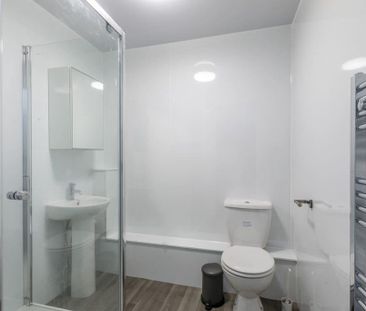 6 bedroom flat share to rent - Photo 6