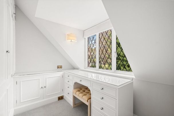 5 bedroom detached house to rent - Photo 1