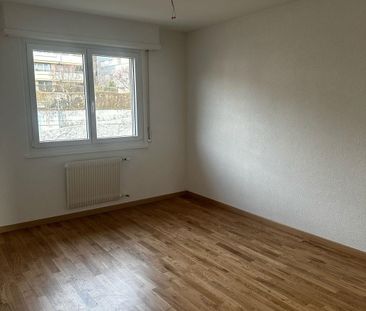 Appartement rénovée de 4,5 pièces à Pully - Photo 2