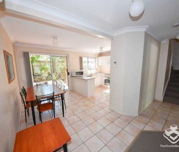 Fully Furnished 3 Bedroom Townhouse in Secure Gated Estate - Photo 1
