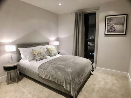 St. Josephs Street, London - Photo 2