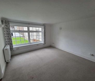 Moresk, Truro, TR1 - Photo 2