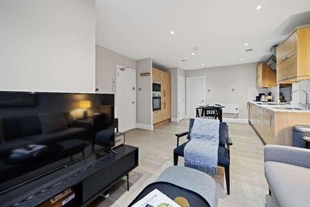 Royal Parade, Dawes Road, London, SW6 - Photo 5