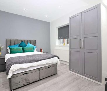 Grand Parade, Surbiton, KT6 - Photo 2