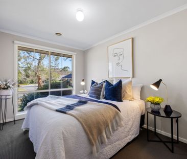 Welcome home to 14 Magarra Crescent, Berwick - Photo 2