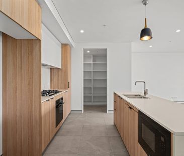 Three bedroom Penthouse with Water Views commanding a prime positio... - Photo 5