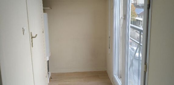 Apartment - Photo 2