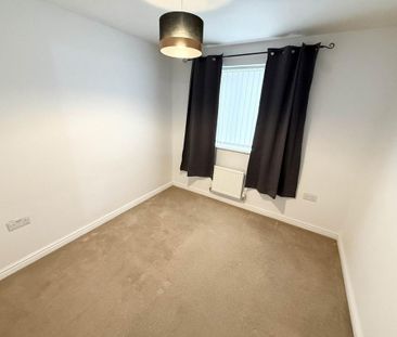 4 bedroom detached house to rent - Photo 3