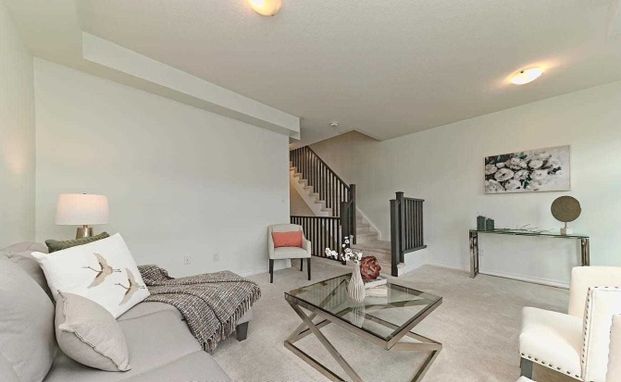 For Lease - 137 Borers Creek Circle, Hamilton, Ontario - Photo 1