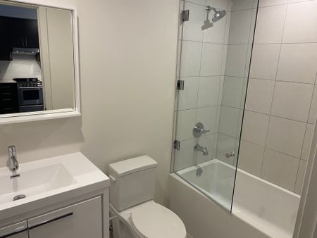 For Lease - 212 King William Street Unit# 423, Hamilton, Ontario - Photo 4
