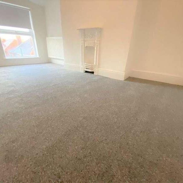 College Road, Liverpool, L23 - Photo 1