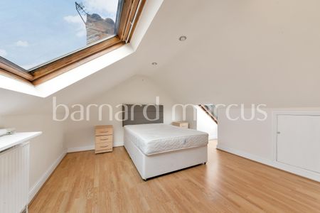 Rosaline Road, Fulham - Photo 4