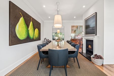 Beautifully crafted east side comfort at Roseville Park - Photo 4