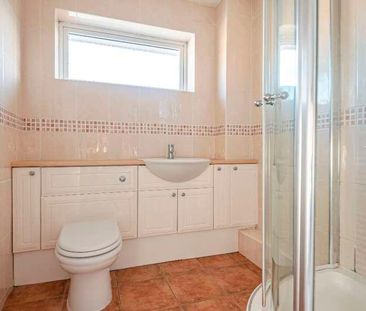 Mandarin Way, Wymans Brook, Cheltenham, GL50 - Photo 3