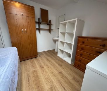 Donegall Road, Room 5, All bills included, BT125NA, Belfast - Photo 2