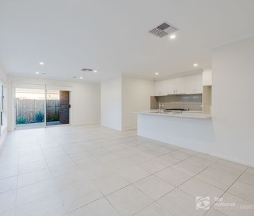 Modern Family Living in a Quiet Fraser Rise Location - Photo 3
