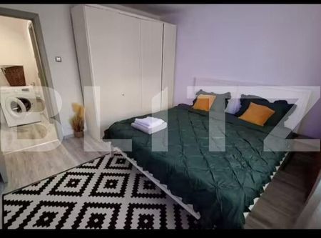 Apartament cu 3 camere, decomandat, etaj 1, centrala si AC, zona Ciuperca - Photo 4