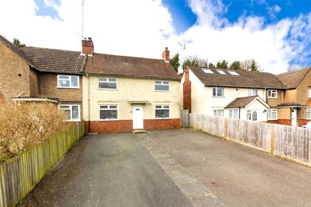1 bedroom semi-detached house share to rent - Photo 4