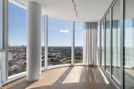 Luxury Four Bedroom Residence - Photo 3