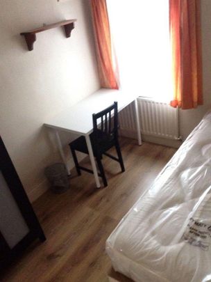 4 bedroom house share to rent - Photo 1