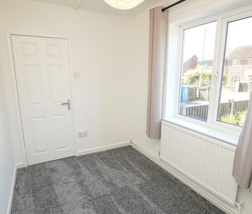 2 bed Flat for Rent - Photo 6