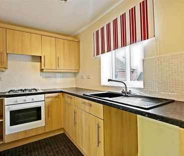 2 bedroom maisonette to rent - Photo 1