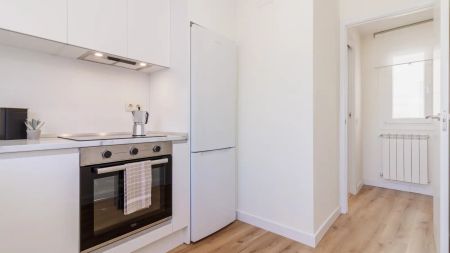 2-bedroom apartment for rent in Puerta del Ángel. - Foto 2
