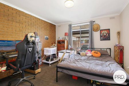 LOW MAINTENANCE LIVING - Photo 5