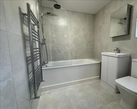 Community Road, Greenford - Photo 5