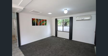 Freshly Updated Two Bedroom Villa - Photo 3