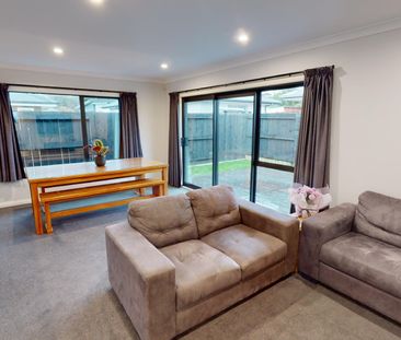 Kelvin Grove - 3 Bedrooms - Photo 3