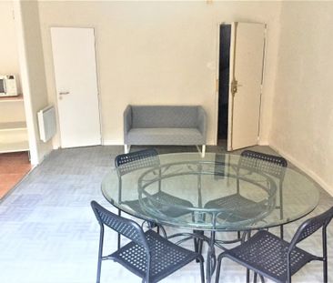 Location Appartement 2 pièces 38m² AIX EN PROVENCE 90ème - Photo 1