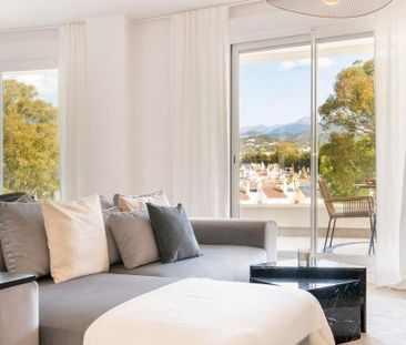 Luxury Apartment for rent in Marbella, Andalusia - Photo 2