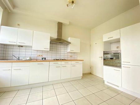 Appartement te huur - Photo 3