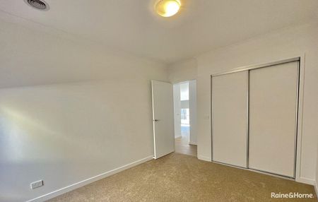 Beautiful 4 Bedroom house in Clyde! - Photo 5