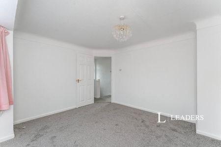 3 bedroom house to rent - Photo 3