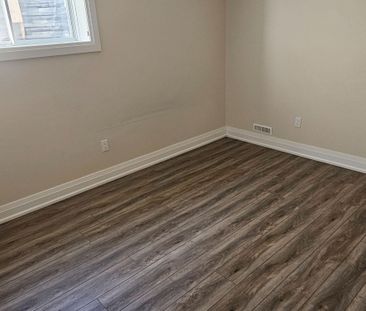 For Lease - 1633 Medway Park Drive, London North, Ontario - Photo 6