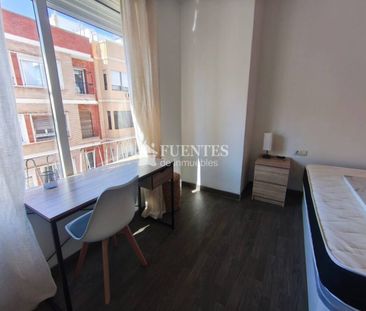 Piso de alquiler en Calle General Elizaicín, Pla de Bon Repós - Photo 2