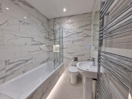 1 bedroom flat to rent - Photo 4