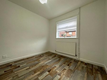 2 bed terraced house to rent in NE31 - Photo 3