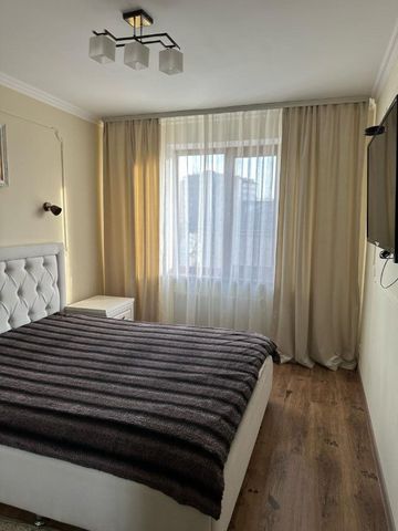 Apartament 2 camere Coresi - Fotografie 3