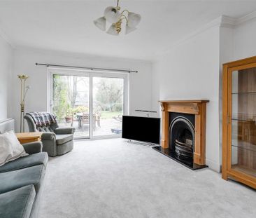 4 bedroom semi-detached house to rent - Photo 3