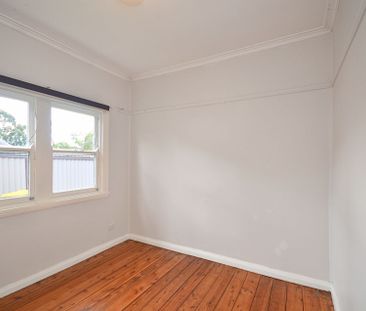 Family Home&excl;&excl; - Photo 5