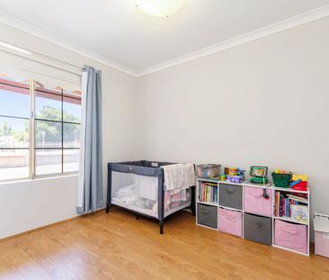 Spacious Family Living in a Convenient Location - Photo 4