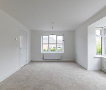 3 bedroom semi-detached house to rent - Photo 1