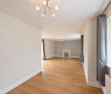 2 bedroom bungalow to rent - Photo 2