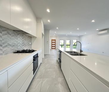 Luxurious Family Home in Great Location - Photo 4